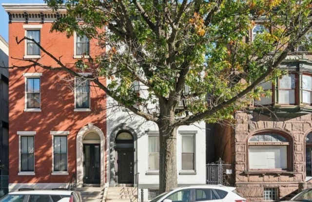 2129 SPRING GARDEN STREET photos photos