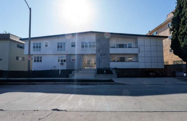 835 S Sherbourne Dr - 835 South Sherbourne Drive, Los Angeles, CA 90035
