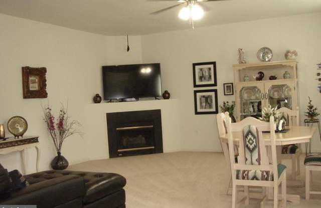3991 CRESSIDA PLACE Gallery 2