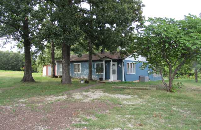 3 bedroom farm house for rent in Camdenton MO photos photos