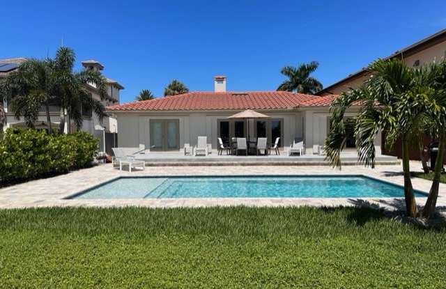 115 Devon Dr - 115 Devon Drive, Clearwater, FL 33767