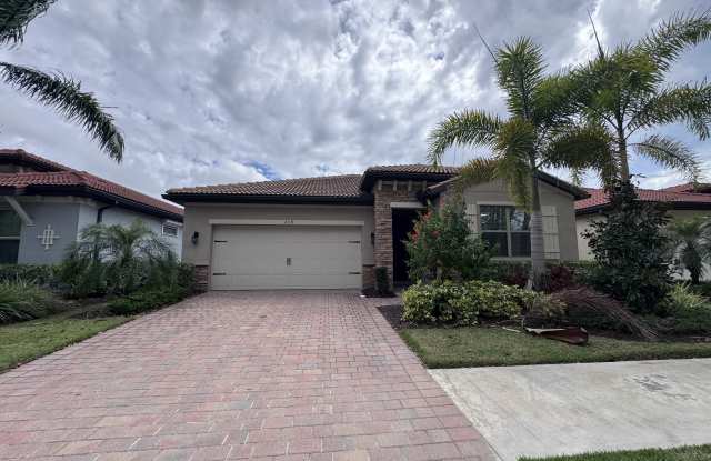 209 Vinadio Blvd photos photos