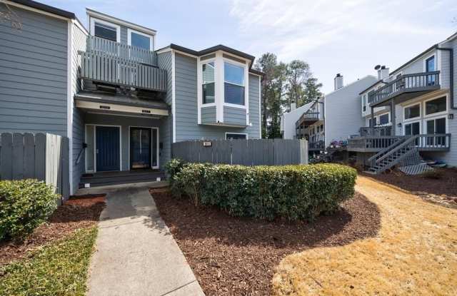 1011 Riverbend Club Drive photos photos