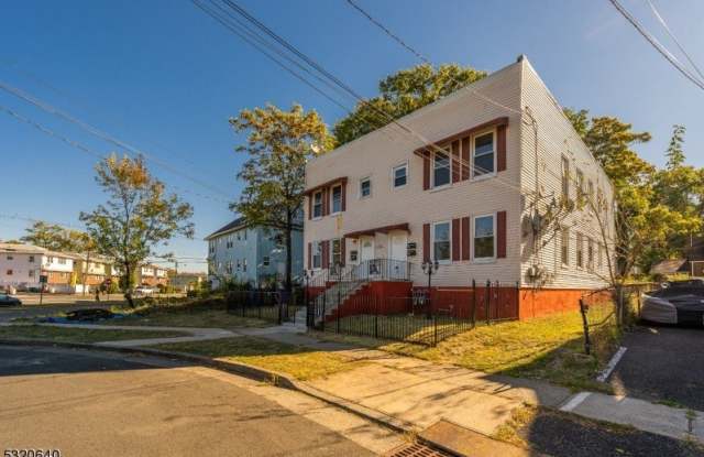1318 Middlesex St - 1318 Middlesex Street, Linden, NJ 07036