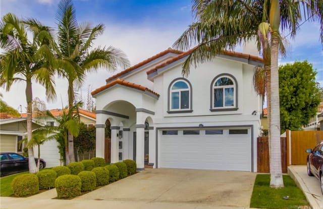917 Emerald Street - 917 Emerald Street, Redondo Beach, CA 90277