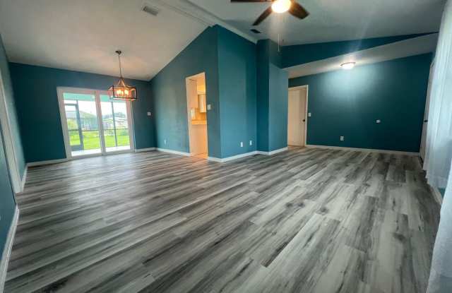 Annual ** Newly Renovated ** 3 Bedroom / 2 Bathroom ** Single Family ** Port Charlotte ** $1,995/month - 465 Garfield Avenue Northwest, Port Charlotte, FL 33952