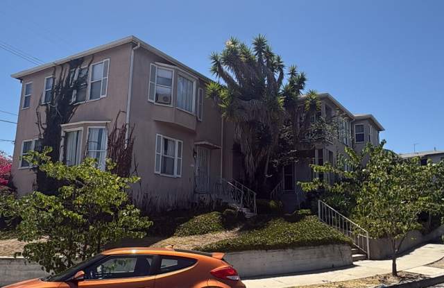 5631 Edgemar Avenue Gallery 2