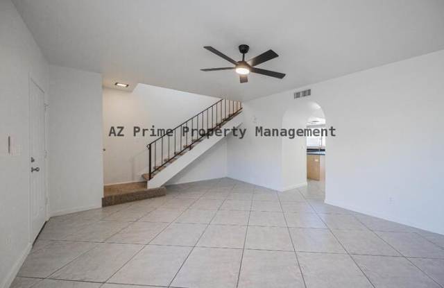 7801 North 44th Drive Gallery 4