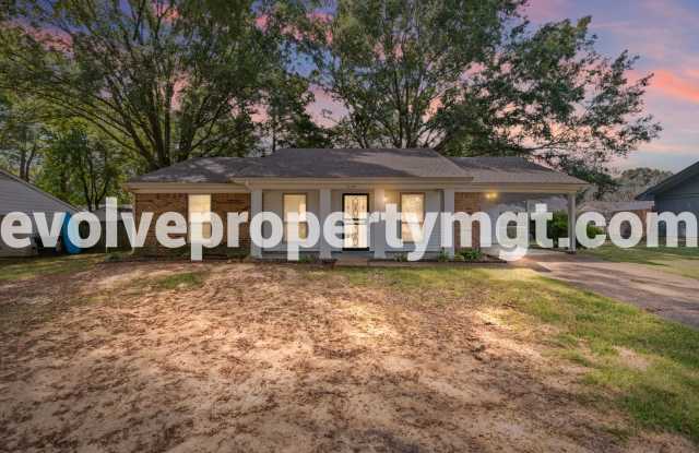 Charming Collierville home in PRIME location! photos photos