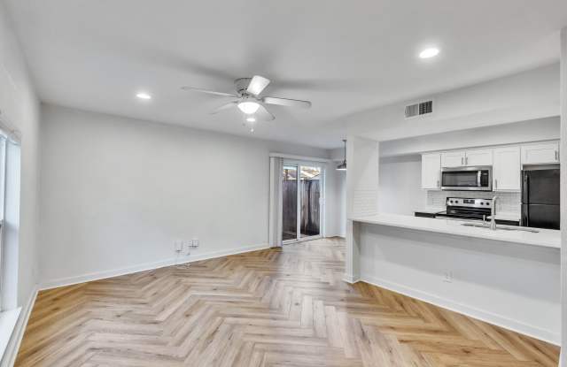1308 Southport Dr #C - 1 Gallery 3