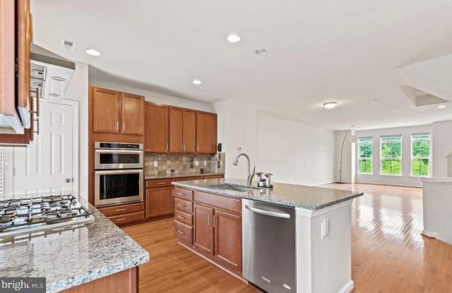 9653 PULLMAN Place photos photos