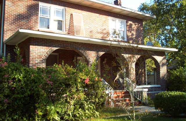 2653 Ernest Street - 2653 Ernest Street, Jacksonville, FL 32204
