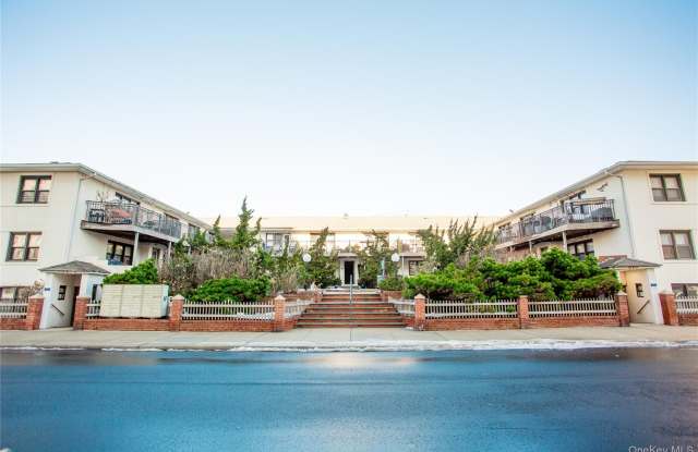 65 W Broadway unit: 2G photos photos