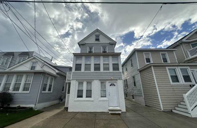 16 S Washington Ave photos photos