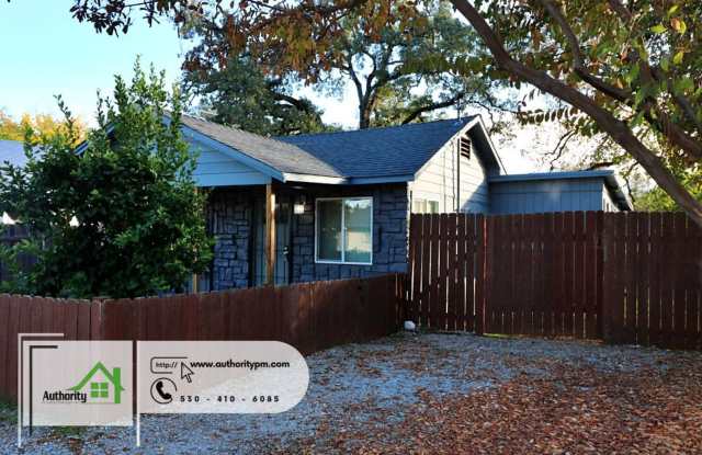4670 Meade St - Dogs are Welcome with an Additional $50/Month photos photos