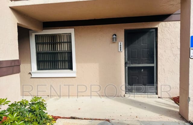 1069 Ellen Court Gallery 1