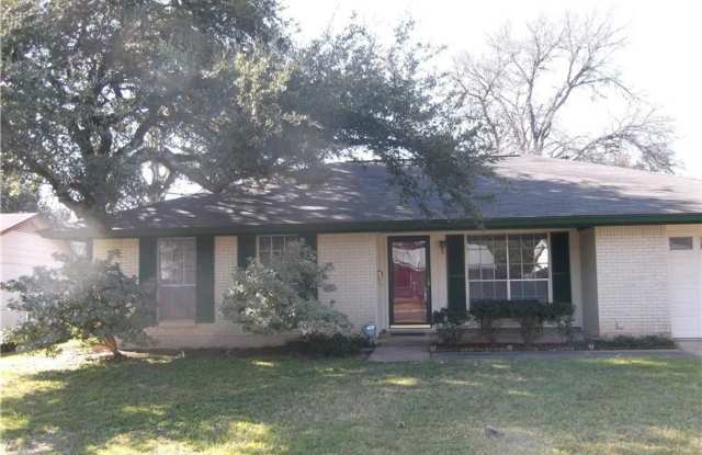 Nice 3 bed, 2 bath home with 1 car garage on tree shaded lot! photos photos