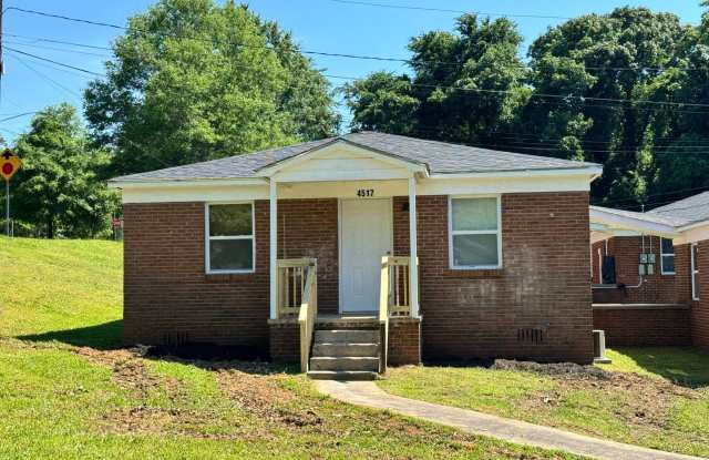 Two bedroom apartment for $1199 per month ~5 minutes from the Airport in a quaint and quiet community! - 4507 Helena Street, Charlotte, NC 28208