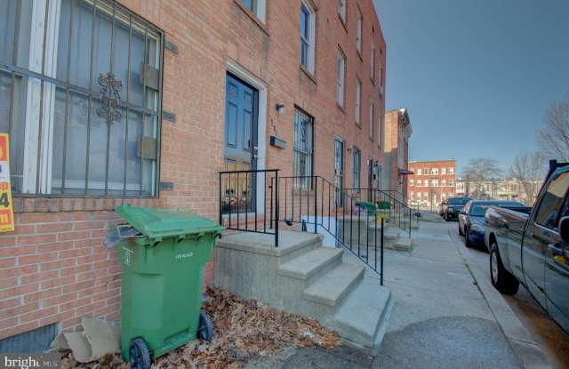 706 BRUNE STREET Gallery 2