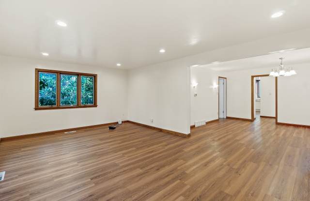 2319 North 145th Street Gallery 3