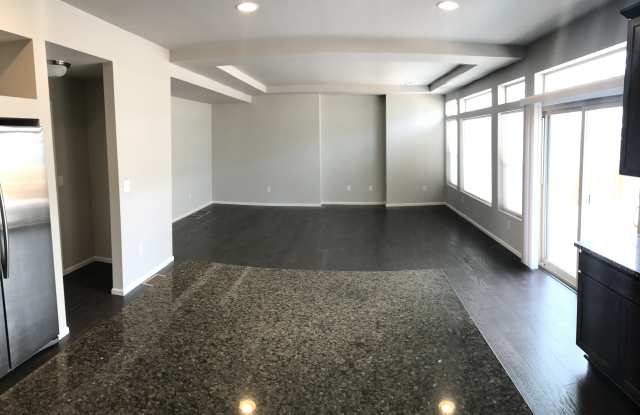12431 E 105th Pl Gallery 3