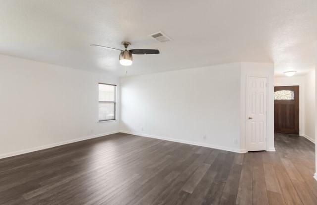 758 Great Oaks Drive Gallery 4