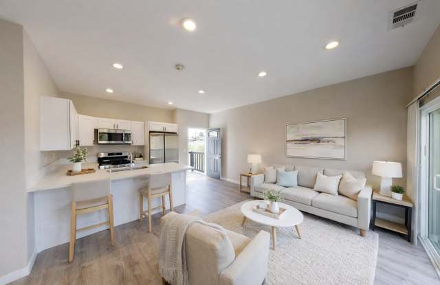 New 4 bed house with Private Deck! photos photos New 4 bed house with Private Deck! photos photos