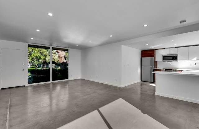 Extra Spacious, Exclusive Mid Century Modern Racquet Club Condo - 130 West Racquet Club Road, Palm Springs, CA 92262