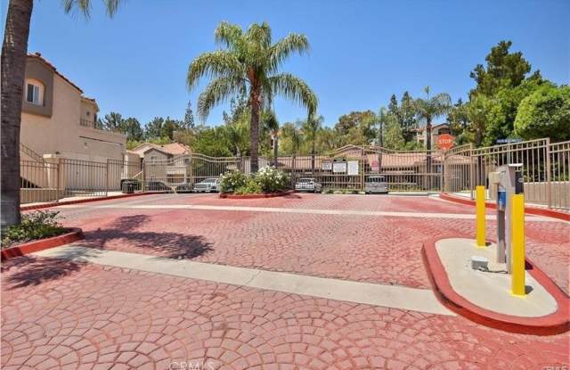 1000 Vista Del Cerro Drive Gallery 2