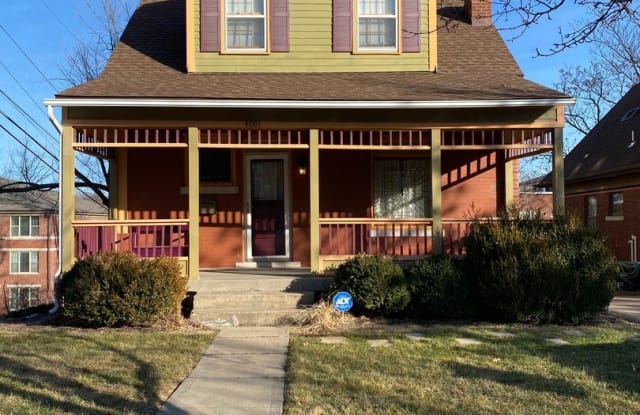 3001 Oak St. - 3001 Oak Street, Kansas City, MO 64108
