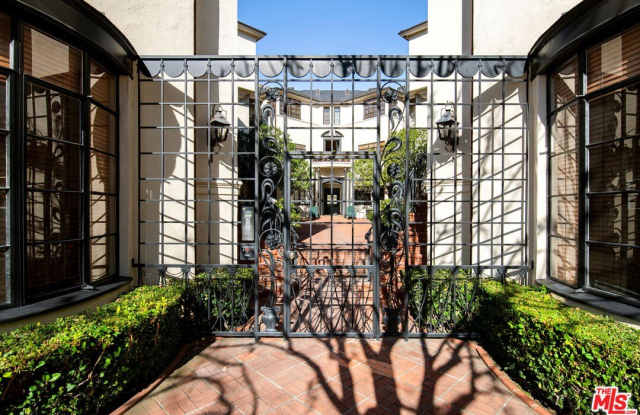 165 S Rodeo Dr Gallery 3