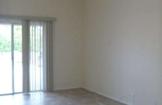 19233 N 89TH Drive Gallery 2
