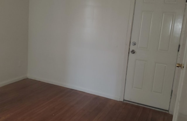11390 Roxbury Street Gallery 4
