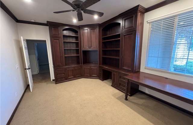 42477 Via Serrano Gallery 2