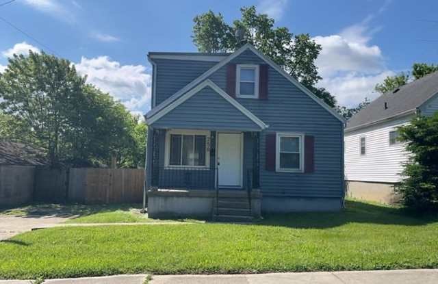 250 East Parkwood Drive photos photos