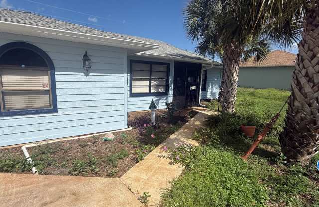 For Rent: Spacious 3BR/2BA Single-Family Home in SW Palm Bay on 0.67 Acre Lot Gallery 4