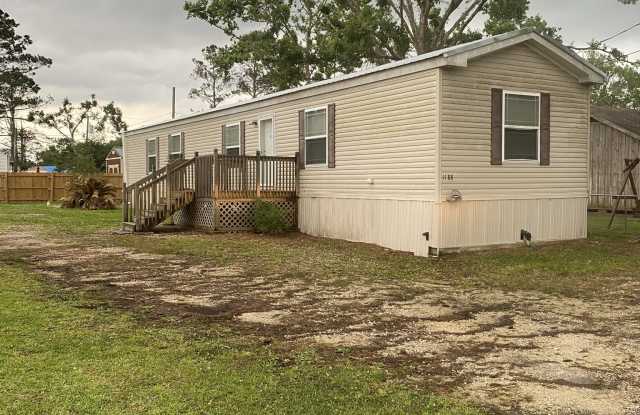 1188 Sutherland Road photos photos