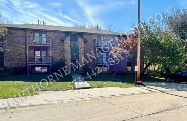 2 Bedroom Condo in Rear of Complex photos photos
