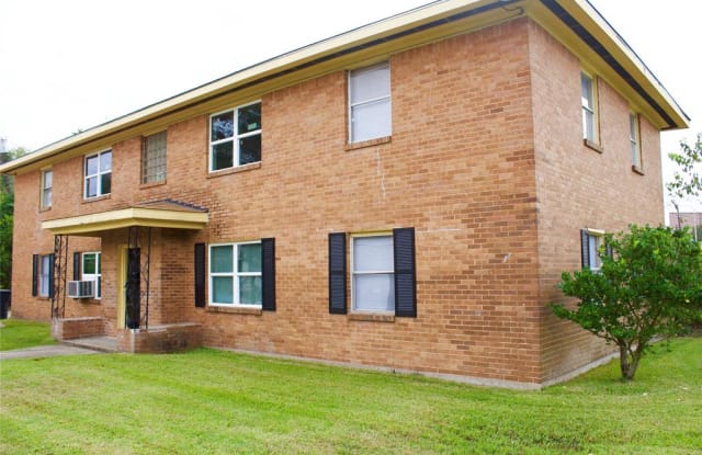 7622 Pecan Villas Drive - 7622 Pecan Villas Drive, Houston, TX 77061