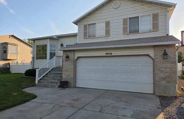 Charming Home in Woods Cross - Ready To Move! photos photos
