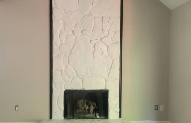 1078 Falling Water Drive Gallery 4