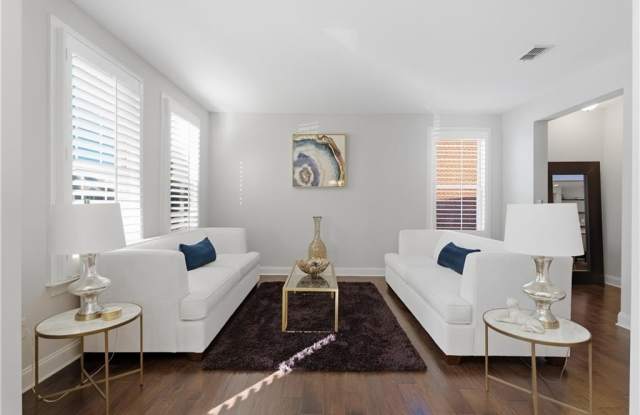 2530 Maple Ridge Lane Gallery 3