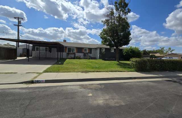 3 BR 2 BA with pool Available now Gallery 1