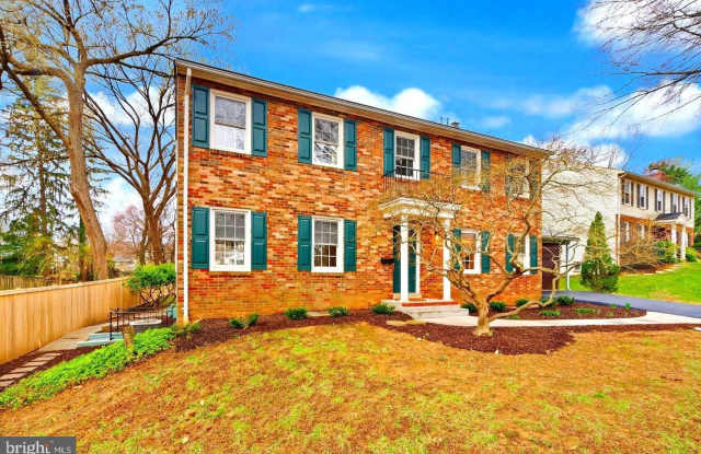 7109 DAVIS Court Gallery 4