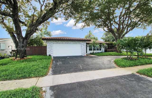 5300 Adams St photos photos