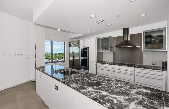 6101 Aqua Avenue photos photos