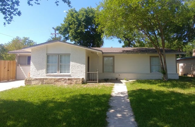 139 Ashland Dr - 139 Ashland Drive, San Antonio, TX 78218
