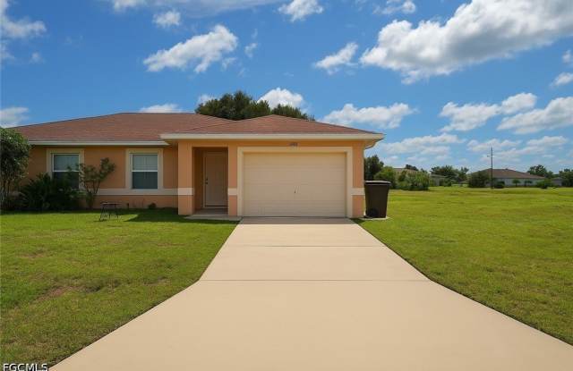 1143 Homer Avenue S Gallery 1