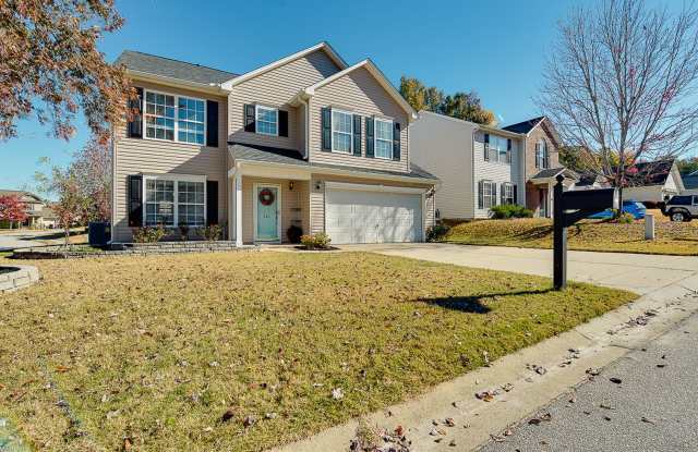 4 BR/Loft near Simpsonville!  Lawn Maintenance included! Amenities & Close to Shopping & Restaurants photos photos