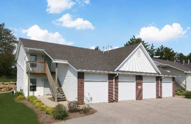 5800-5866 Beechwood Drive photos photos